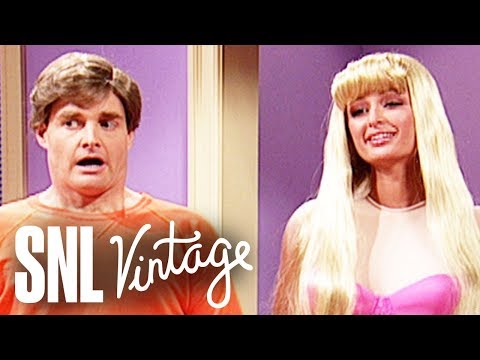 Inside Barbie's Dreamhouse - SNL