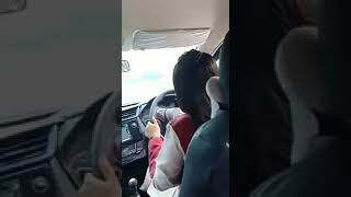 Download lagu Story Wa' Cewek Cantik Nyetir Bawa Mobil Matic mp3