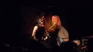 The Dollyrots - Kick Me To The Curb