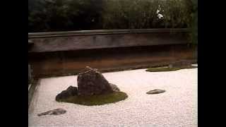 京都竜安寺の石庭　Rock garden of Ryoanji Temple Kyoto, Japan