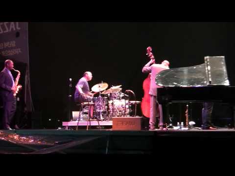 Terence Blanchard vs Jeff "Tain" Watts