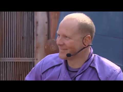 Season 6 Scrapheap Challenge E01 - Wheelie Cars