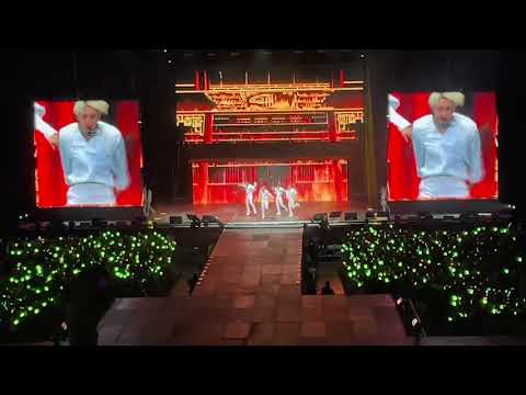 230122 Intro + Kick It - NCT 127 Neo City: The + Link Santiago Chile