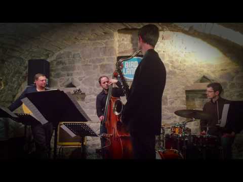 Bassolo Axel Kühn // The Minimal Jazz Unit, The Fractional Units Suite Part 5