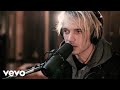 Badflower Family Blackbird