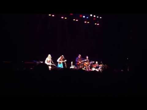 Elvis Costello & Larkin Poe - The Crooked Line - Melkweg Amsterdam 2011