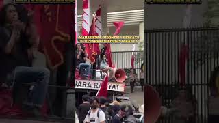 Download lagu Demo mahasiswa #demo #demonstrasi #kejaksaanagungri #prabowo #gibran #news #dpr mp3