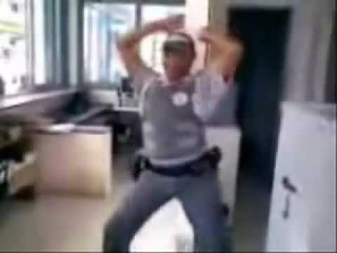 download lagu mp3 mp4 Dana Da Piriquita, download lagu Dana Da Piriquita gratis, unduh video klip Dana Da Piriquita