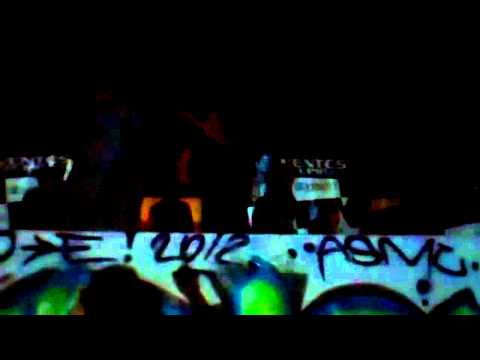 batallas Beneficas 2012   Logic vs Kros2