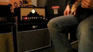 Video thumbnail for Wampler Underdog Overdrive with Top Hat Supreme 16 with Les Paul by roknfnrol