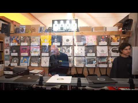 Clone Store Stream 2021 W08 - Techno session with Serge