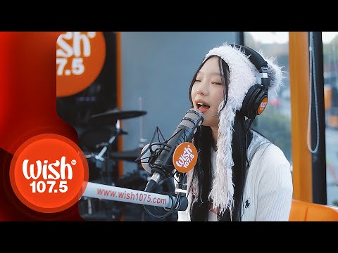 Regina Song performs "the cutest pair" LIVE on Wish 107.5 Bus