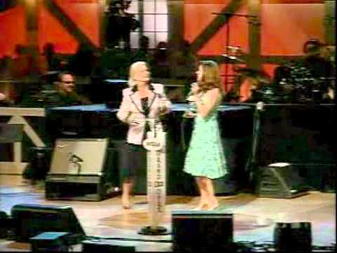Martina McBride & Lynn Anderson - Rose Garden