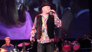 The Monkees Let&#39;s Dance On Waukegan, IL 11-04-16