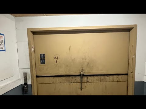 Montgomery Hydraulic Freight Elevator A at ServiceCorridor Ross Park