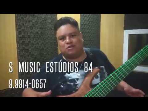 #JuniorBassGroovador Junior Bass Groovador - Tocando Smells like teen spirit - Nirvana