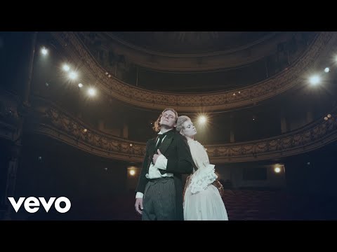 Video thumbnail for Nuoret rakastavaiset