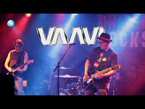 VAAVI - 'Rakkauden Orjat' + 'Tytöt Hymyilee' (live 2017)