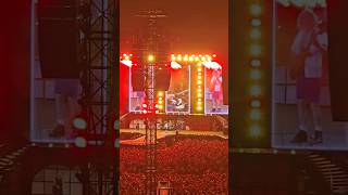 AC/DC honor Scotland with Fling Thing/Bonny and Murrayfield erupts in rock glory ⚡🎶 #ACDC #bonny