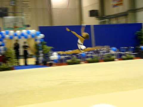 20- Anais Collin cerceau eurygym cup 2011