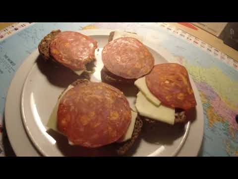 MongoTV_11196 - MIN NATMAD - Lækker Friskbagt ØKOLOGISK RUGBRØD Fra LIDL Med OST og PØLSE