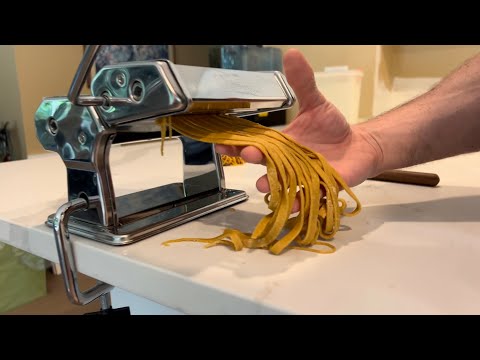 Make Fresh Pasta at Home: YASHE Stainless Steel Pasta Maker with 7 Adjustable Settings!