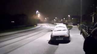 preview picture of video 'Heavy snow - Littleborough, England'