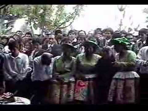 Chicas Rosas y Claveles (Entierro de Frida) - Part 3