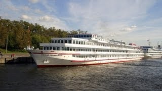 preview picture of video 'Russian River Cruise, MS Chernyshevsky'