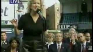 Bette Midler - Wind Beneath My Wings - Yankee Stadium 2001