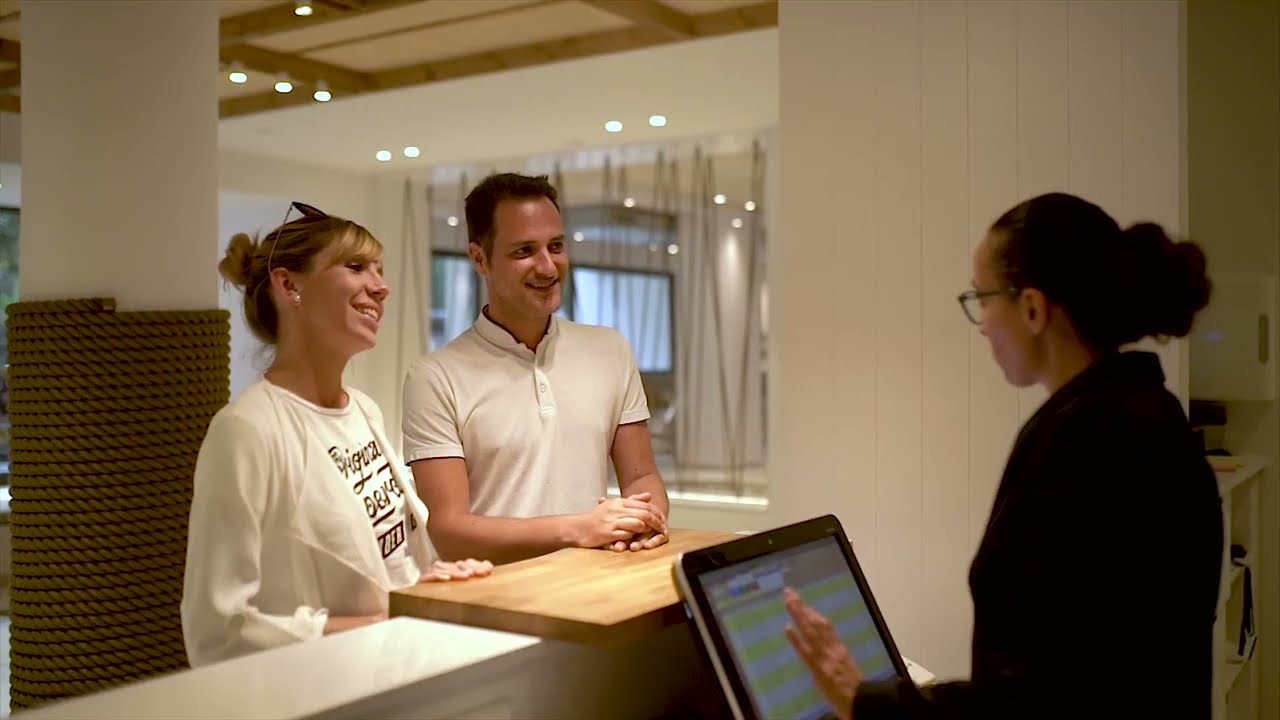 Video: 4* Blaumar Hotel