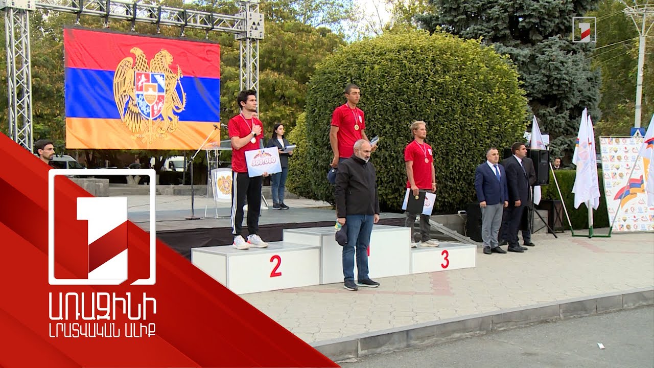 Փարաքար-Էջմիածին վազքուղին առաջինը հաղթահարածներին պարգևներ է հանձնել վարչապետ Փաշինյանը