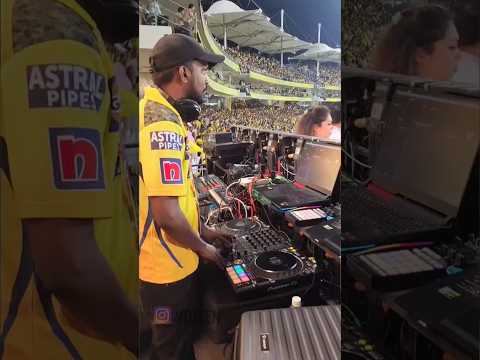 Dhoni mass entry for padayappa theme 🔥🔥 #dhoni #dhonientry #csk #shorts