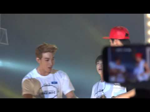 140830 JYP nation one mic in Hk 10 out of 10 got7 focus