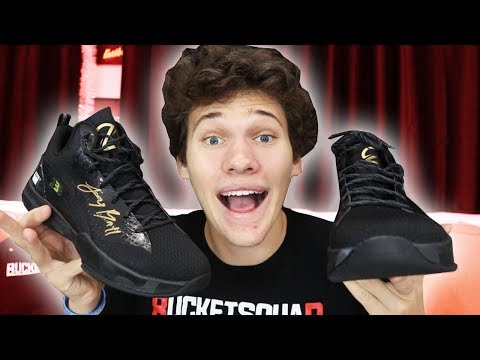 UNBOXING THE $1000 LONZO BALL ZO2 SHOES!! *EXCLUSIVE*