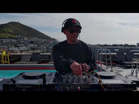 RADDISON RED CAPE TOWN l TWINZSPIN l HOUSE MUSIC