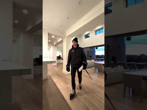 This Arizona home has an indoor ice rink in the lower level.📍#realestate#lifestyle#luxuryhouse#fyp