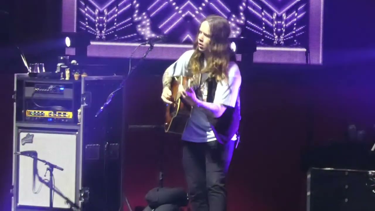 Billy Strings |”The Wreck of the Edmund Fitzgerald”| 12/29/2024 | UNO Lakefront Arena | New Orleans