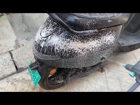 How to Foam Wash OLA S1 Pro at home ? | Foam Wash of EV at home without a pressure washer | DIY