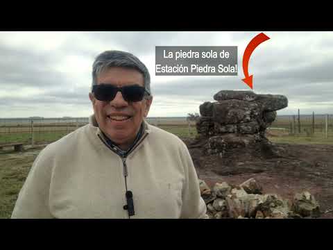 Piedra Sola - La histórica estación; "la piedra sola" Monumento Histórico y una iglesia impactante!