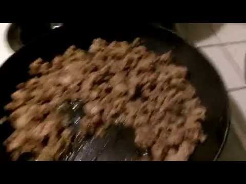 YouTube video about: How do you know when ground turkey is done?