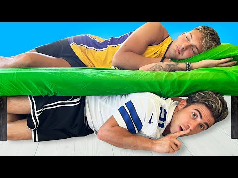 24 HOURS HIDDEN IN MY FRIEND'S HOUSE !!