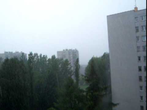 Słaba ulewa nad Krakowem
