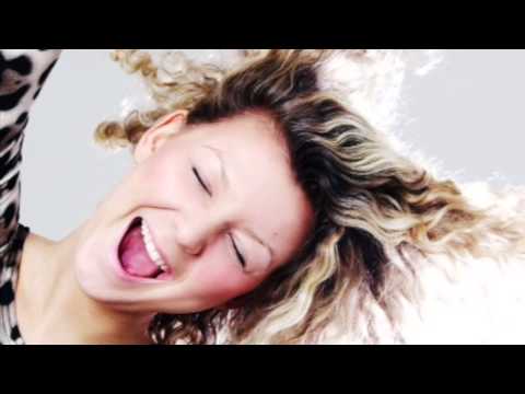 Emeli Sande - Clown Acoustic version performed by Emily Adams. Guitar - Alan Pill