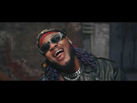 TISS WAYNE (MAZÉ) feat Azakar
