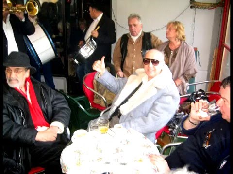 GAGA  NIKOLIĆ U TALIJI SA PRIJATELJIMA