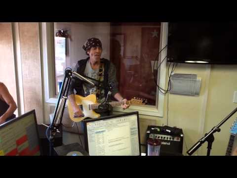 The Shades perform Live in the 98.3 The Key Studios! Part 1