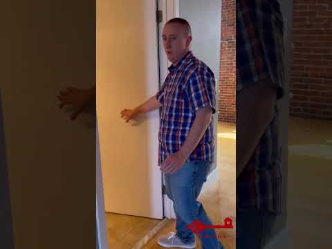 130 John St Unit 209, Lowell, MA 01852 To set up a private showing call/text Jarad at 978-866-4010‼️