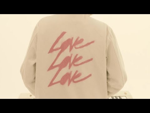 Dolphin Love - BANGALOW (official video)