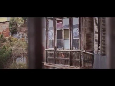 Adelaida - Holograma (video oficial)